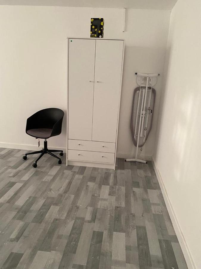 Suites By Rehoboth - Overcomers- Deptford Londra Esterno foto