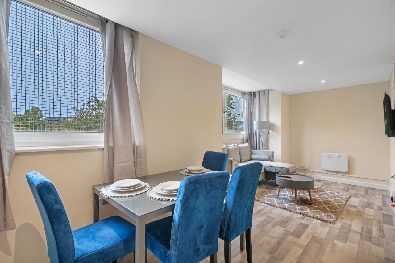 Suites By Rehoboth - Overcomers- Deptford Londra Esterno foto