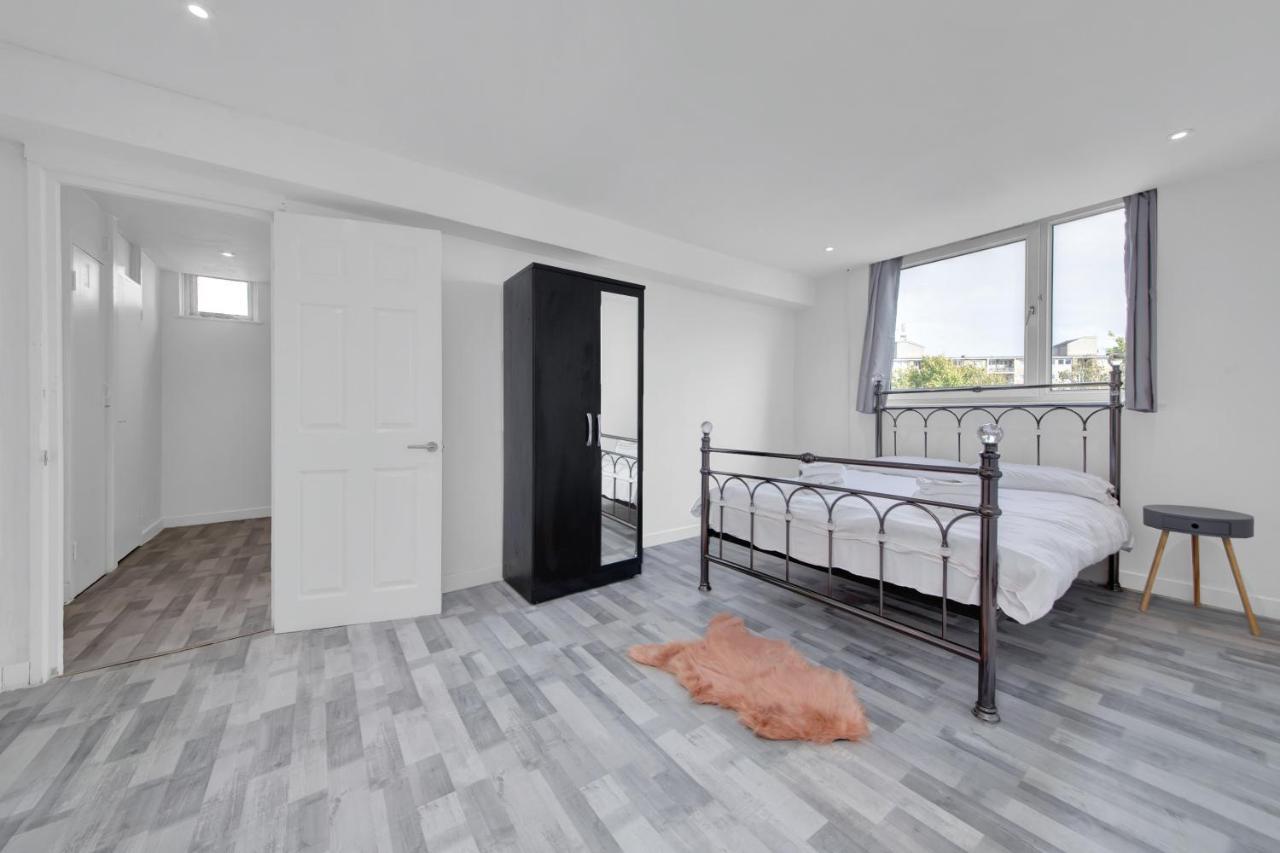 Suites By Rehoboth - Overcomers- Deptford Londra Esterno foto
