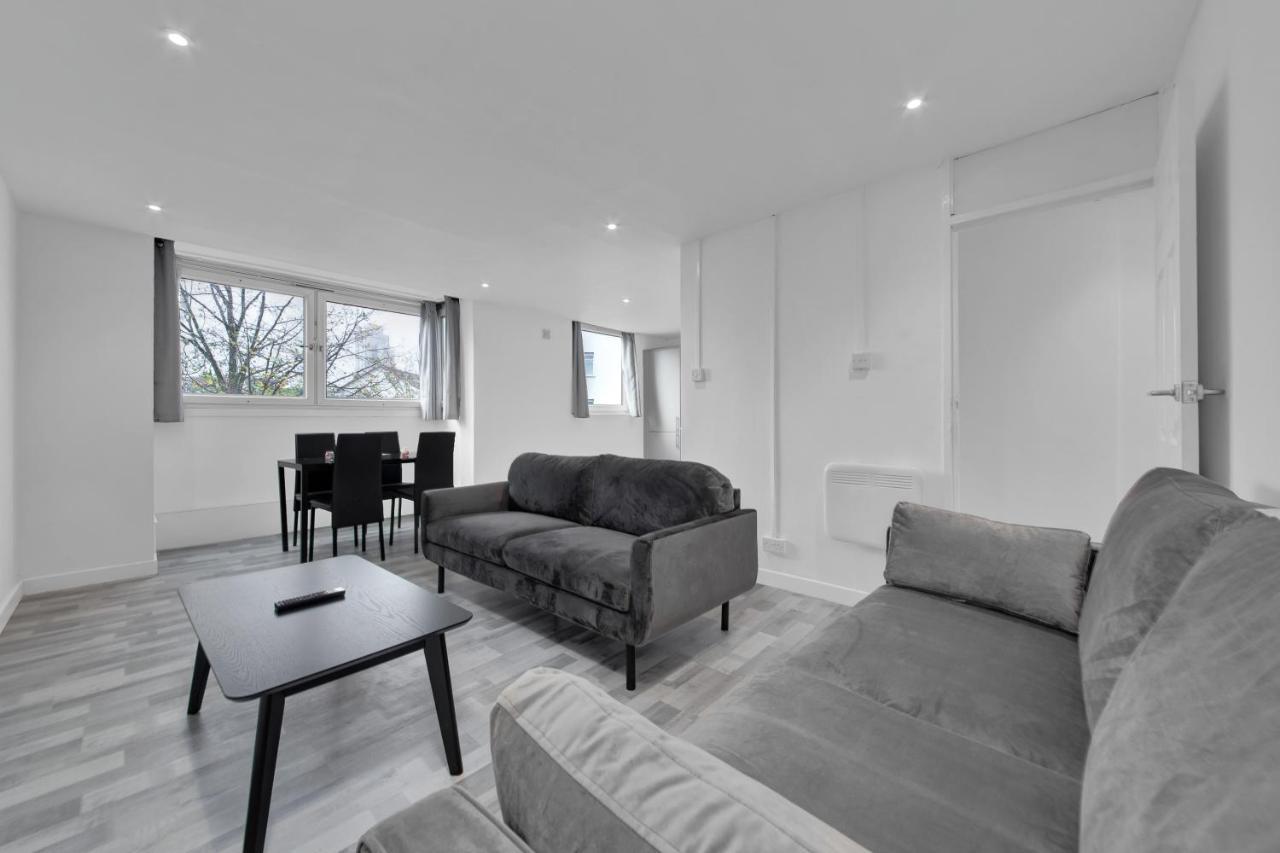 Suites By Rehoboth - Overcomers- Deptford Londra Esterno foto