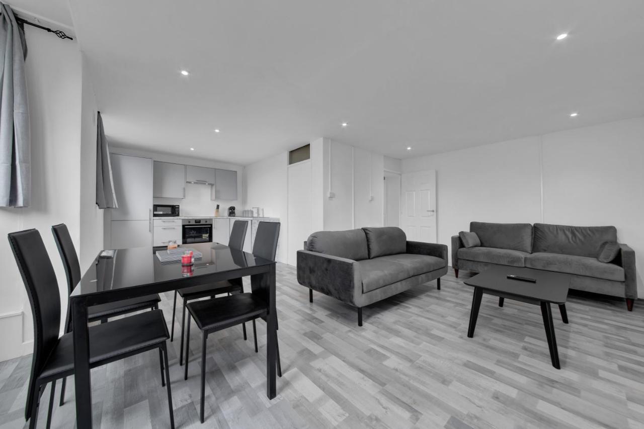 Suites By Rehoboth - Overcomers- Deptford Londra Esterno foto