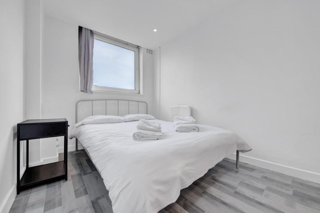 Suites By Rehoboth - Overcomers- Deptford Londra Esterno foto